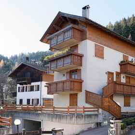 Room 1 Osteglio 15 Frodolfo, Chiesa in Valmalenco Hotels