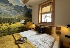 Khác 4 White Sheep - LoftAffair