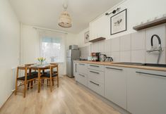 其他 7 Charming Trzebnicka Apartment by Renters