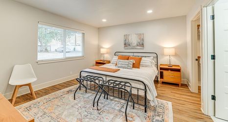 其他 2 Delightful Grants Pass Home With Hot Tub!