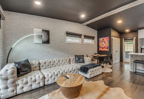 其他 Modern Atlanta Retreat: Private Hot Tub & Yard!