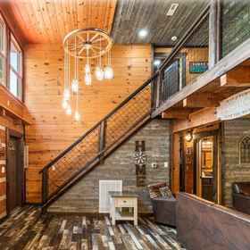 Lobby 1 イッツ ゴット イット オール ヤール, ハットフィールド&マッコイ・ディナーショー ホテル