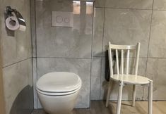 其他 5 Beautiful House With 4 Bedrooms in Hees