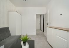 其他 5 Apartment Close to the River by Renters