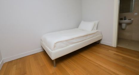 Others 2 Private Garden Oasis in 4-bed Flat, With Hotel Perks