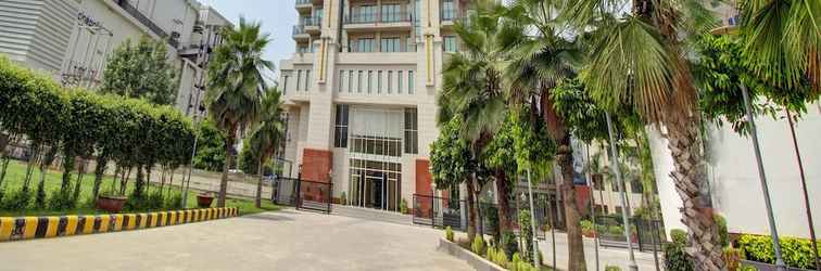 Lain-lain Rhythm Gurugram, Hotel and Suites Gurgaon