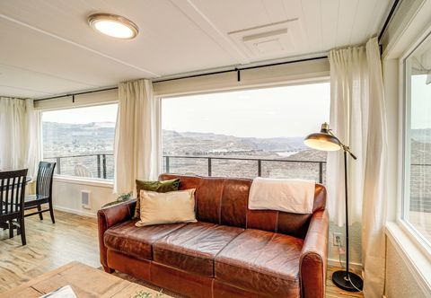 其他 Cozy Grand Coulee Home w/ Deck & Views!