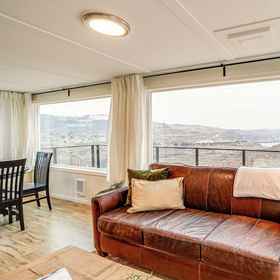 Interior1大庫利舒適度假屋,附甲板及美景,格兰特县飯店