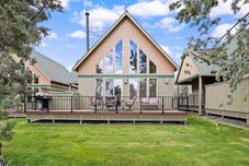 기타 Wren 2 Bedroom Home by RedAwning