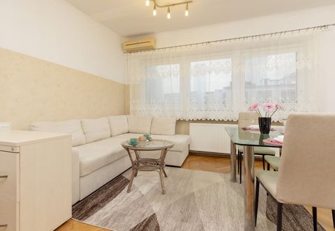 その他 Sienna Apartment With AC by Renters