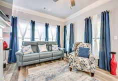 Others 4 Atlanta Home w/ Patio, 8 Mi to Downtown + Aquarium