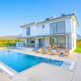 Room 1 Villa Wonder in Dalyan, Khách sạn Karya Villa