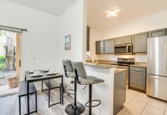 Lain-lain 3 10 Mi to Disney: Regal Palms Resort Townhome