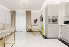 อื่นๆ 5 Glamour Studio by Renters Prestige