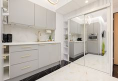 อื่นๆ 4 Glamour Studio by Renters Prestige