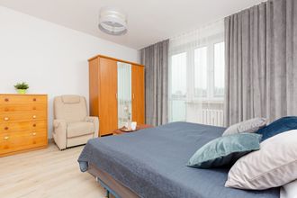 其他 4 Apartment Near the Airport by Renters