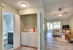 其他 7 Pet-friendly Lakeland Condo w/ Screened Porch!