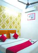 Room Roomshala 143 Shubham Residency Sec 70