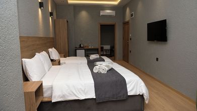 Others 4 Daymonth Hotel