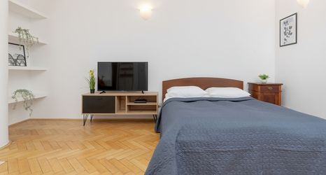 Lain-lain 2 Studio in Warsaw Center by Renters