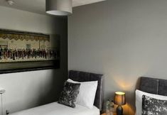 Others 7 Old Railway Hotel porton