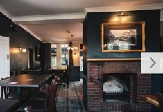 Others 5 Old Railway Hotel porton