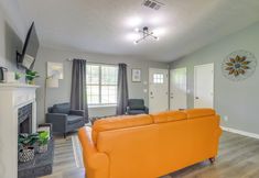 Others 4 Decatur Vacation Rental w/ Fenced Yard!