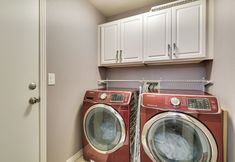 Lainnya 6 Lake Oswego Home w/ Deck 9 Mi to Downtown Portland