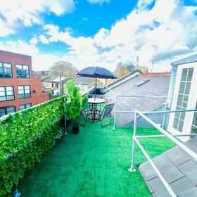 Primary image 1 Captivating 2-bed Apartment in Clapham, Balham Hotels