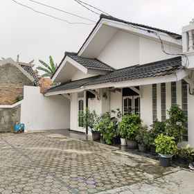 Primary image 1 กรียาฮายฟาศีระห์, โรงแรม & ที่พัก Komplek Jatimelati Bulog 3