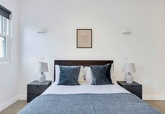 Khác 2 Sunny 2-bed Flat in Chiswick