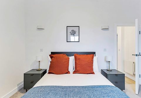 Khác Sunny 2-bed Flat in Chiswick