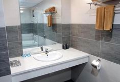 Others 6 VVS Glory Hotel - Bay Luxury