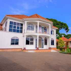 Primary image1CROYLANDZ 度假小屋,Busiiro飯店