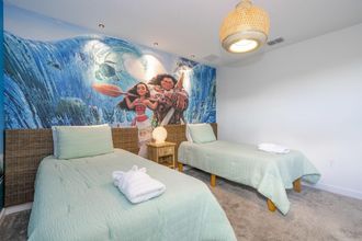 Others 4 Gorgeous 9Bd SF w Pool Champions Gate 9088