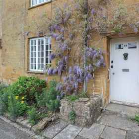 Primary image 1 Two Towers Cottage, Haselbury Plucknett Hotels