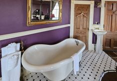 Others 5 Starrett House