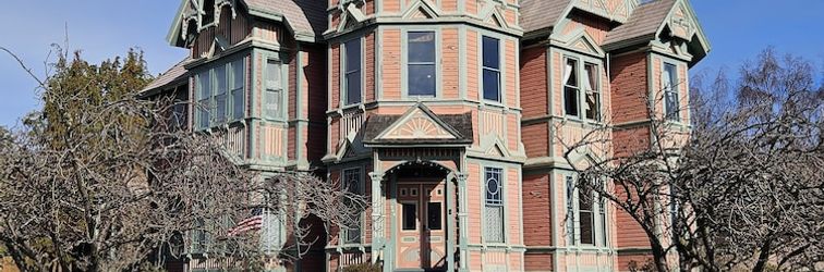 Others Starrett House