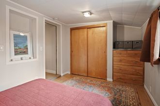 Others 4 North West Nest 30 Day Minimum 2 Bedroom Home by RedAwning