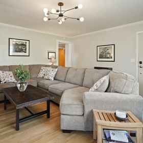 Primary image 1 ノース ウエスト ネスト 30 デイ ミニマム 2 ベッドルーム ホーム バイ レッドオーニング, レスシュワブ円形劇場 ホテル