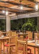 Restaurant Forest Escapes Koyna