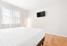 Others 4 Modern Luxury Home w GameRoom & Parking