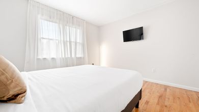 Others 4 Modern Luxury Home w GameRoom & Parking