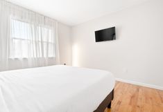 Others 4 Modern Luxury Home w GameRoom & Parking