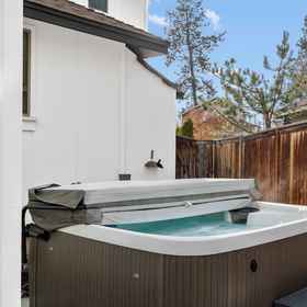 Primary image 1 Hot-tub, 30 min From Mt. Bachelor, Drake Park Hotels