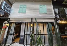 Others 3 Trok Silp Cafe&Bar