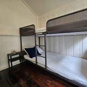 Room 1 Trok Silp Cafe&Bar, Hotel Jalan Khao San