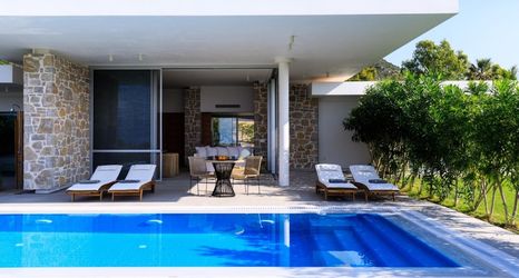 Others 2 Varko - Hermes in Lefkada