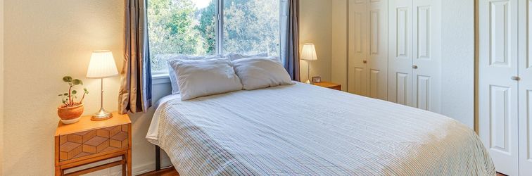 Others Airy Fortuna Apartment With Deck!