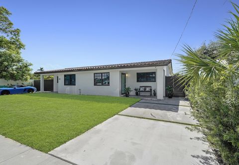 Others Dania Beach Unit 1 in Dania Beach